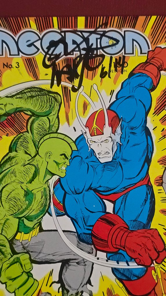 Megaton #3 - Signed by Eric Larsen + COA #6/14 - Name Paul Dragon is changed to Savage Dragon - 1 Signed comic - First edition - 1985 #1.0