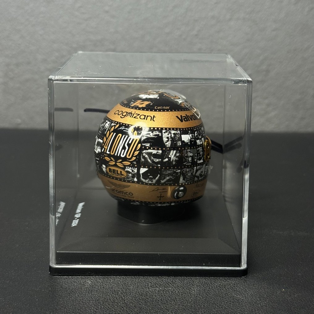 Aston Martin - 400th GP Mexico 2024 - Fernando Alonso - 2024 - Κράνος κλίμακας 1/5. #4.3