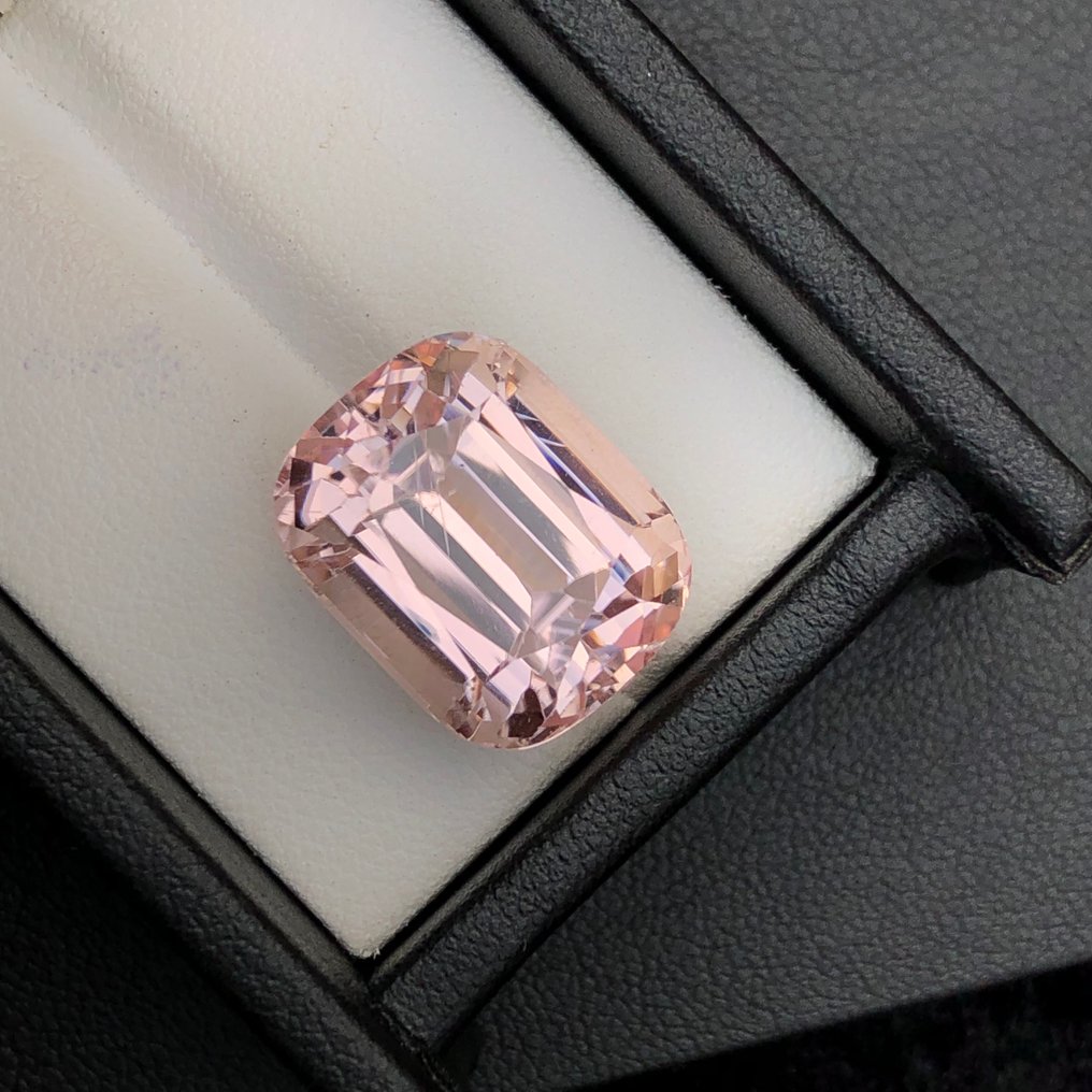 没有保留价 - 1 pcs 橙色, 黄色 锂辉石 - 23.55 ct - 国际宝石研究院(IGI) - 天然昆士璧 #1.0