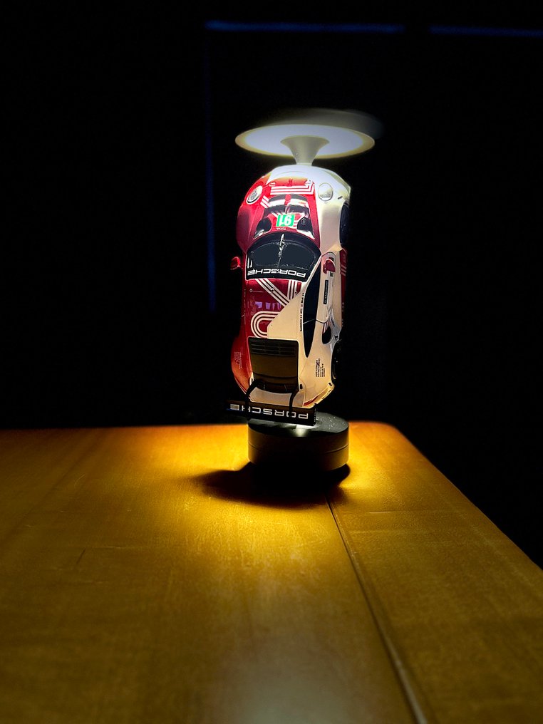 Wireless Table Lamp - Porsche - Le Mans 911 RSR #91 #4.3