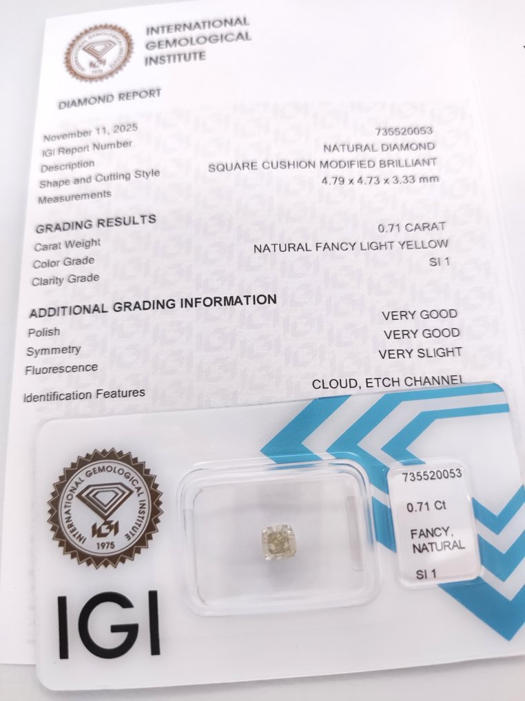 Sans Prix de Réserve - 1 pcs Diamant (Couleur naturelle) - 0.71 ct - Coussin - Fancy light Jaune - SI1 - International Gemological Institute (IGI) #3.2