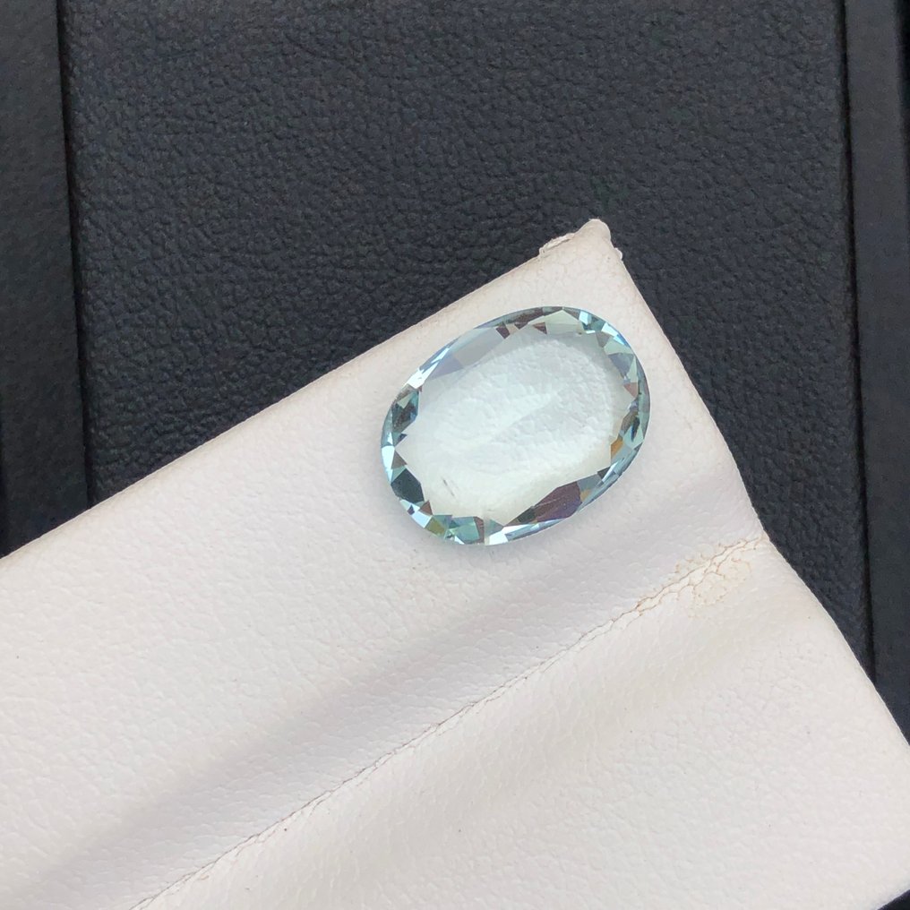 没有保留价 - 1 pcs 绿色, 蓝色 海蓝宝石 - 3.93 ct - 国际宝石研究院(IGI) #3.2