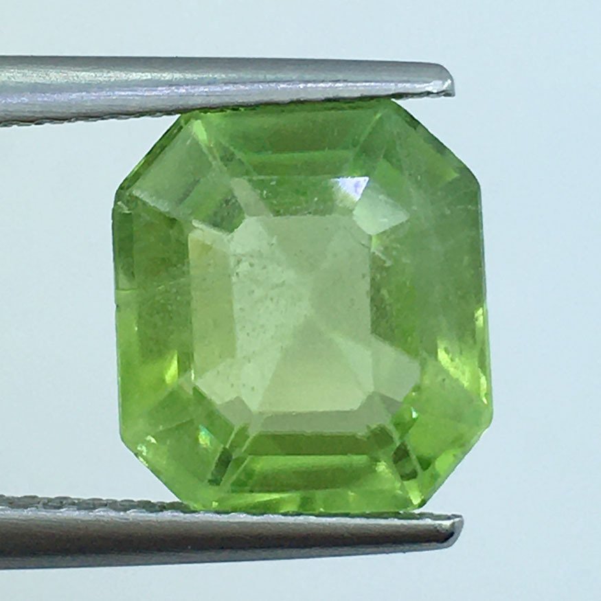 Ohne mindestpreis - 1 pcs Grün Peridot - 4.24 ct - International Gemological Institute (IGI) - Natürlich Peridot #1.0