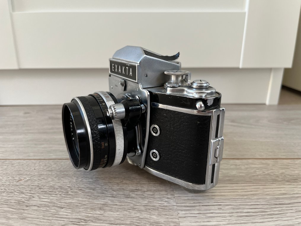 Ihagee Exakta Varex IIa + Jena T 2,8/50mm | Cameră analogică #1.0