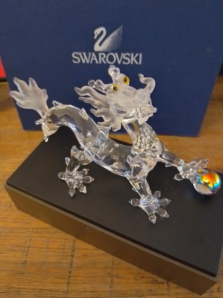 Swarovski - Αγαλματίδιο - Dragon with base - 238202 - Κρύσταλλο #1.0