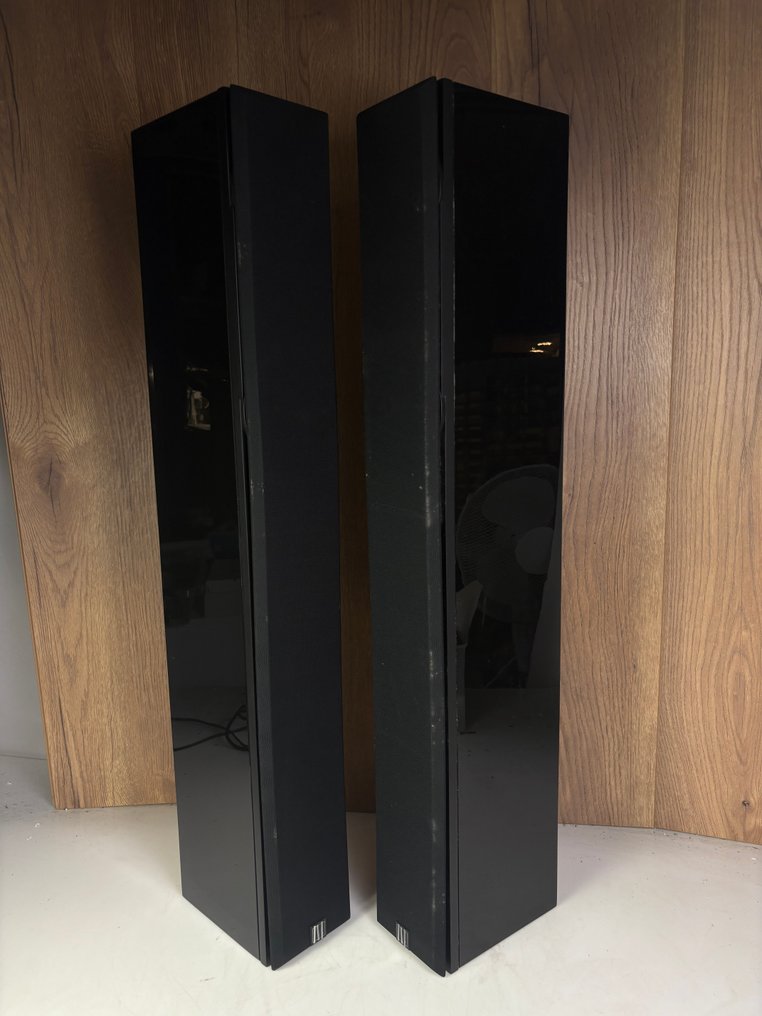 Highland - Oran 4303 - Matching Pair - In Box Speaker set #4.3