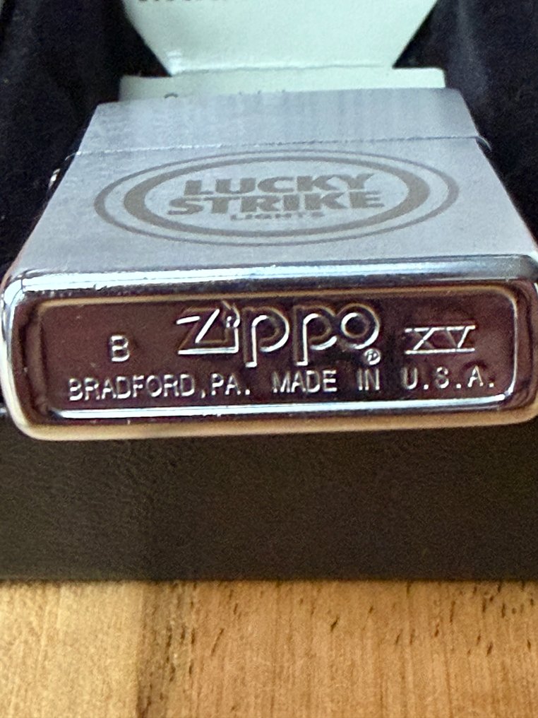 Zippo - Sem preço de reserva - Isqueiro - Aço (aço inoxidável) #1.0