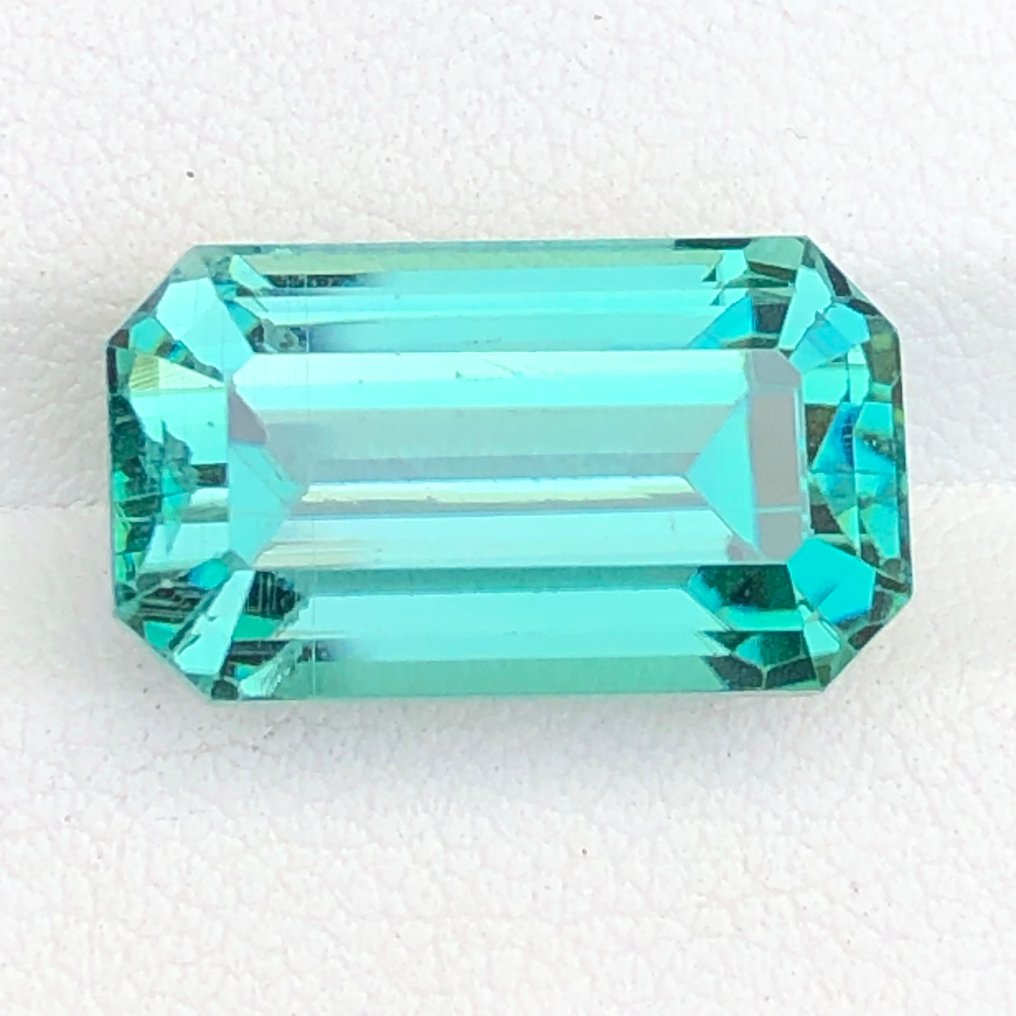 没有保留价 - 1 pcs  绿色 翠铬锂辉石  - 15.70 ct - 国际宝石研究院（IGI） - 天然昆士璧 #1.0