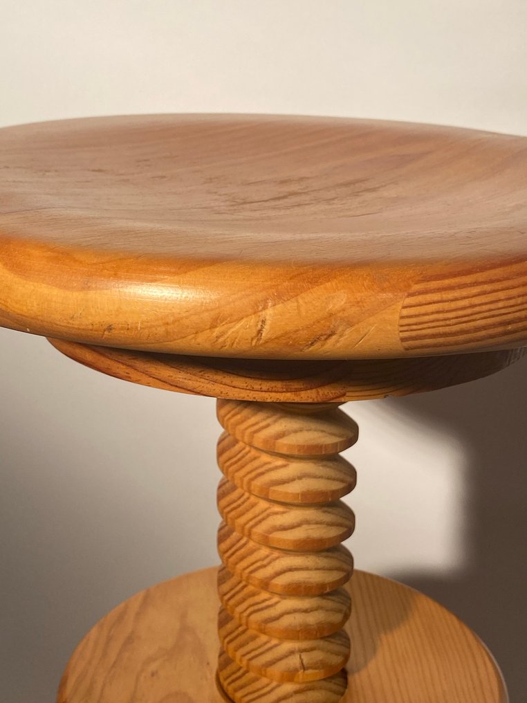 椅子 - 木 - 手工制作的凳子 #4.3