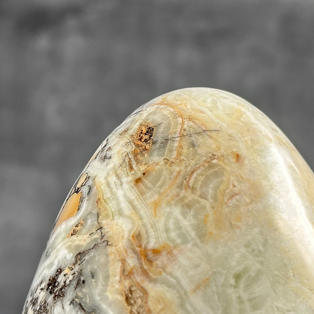 Χωρίς ελάχιστη τιμή - Όμορφο ζευγάρι από όνυχα. Αυγόσχημο και σφαίρα σε προσαρμοσμένες βάσεις.- 2800 g - (2) #4.3