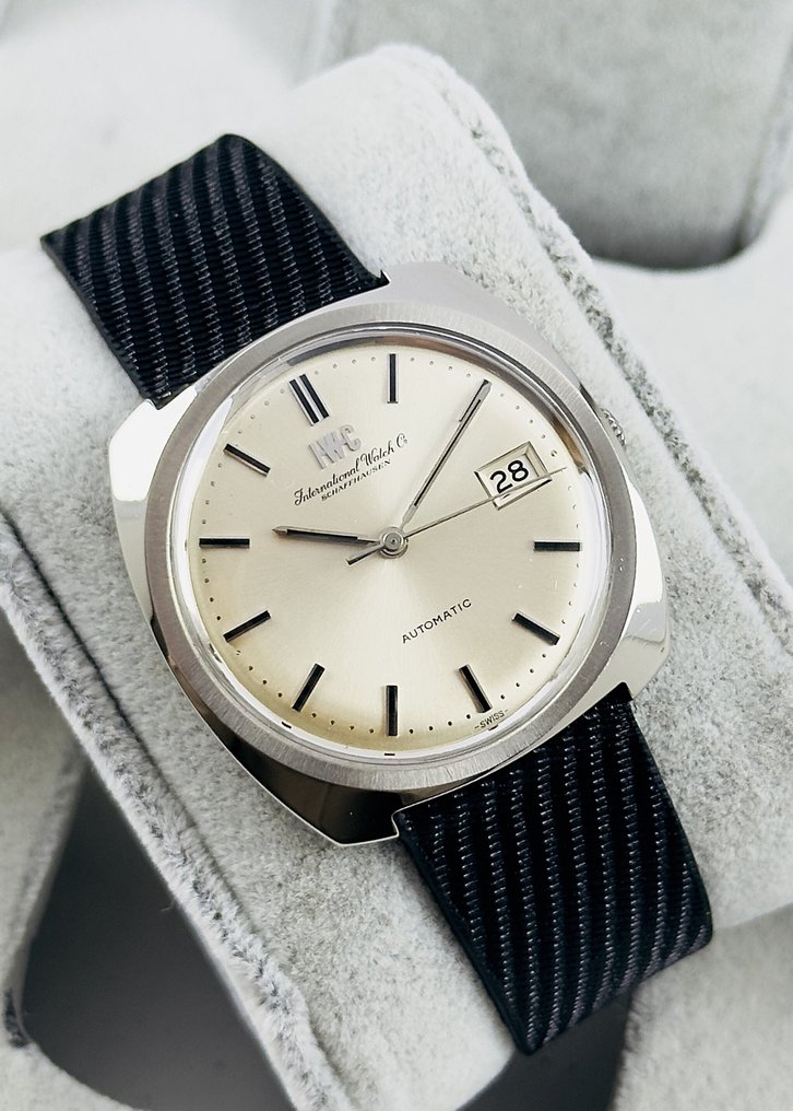 IWC - Schaffhausen Date - No Reserve Price - Cal.8541      R.814 A - Men - 1960-1969  #3.2