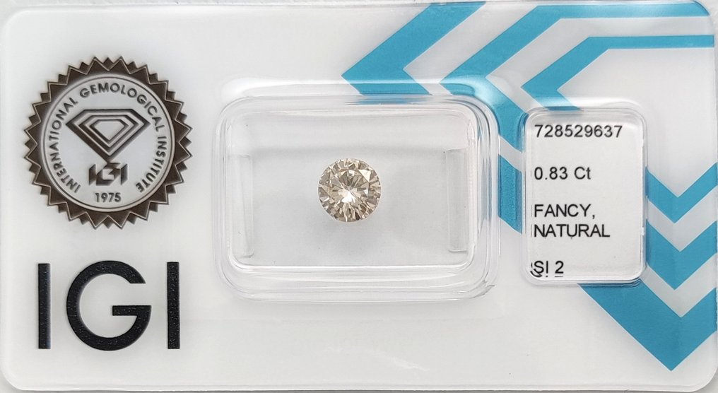 χωρίς τιμή ασφαλείας - 1 pcs Διαμάντι (Φυσικού χρώματος) - 0.83 ct - Στρογγυλό - Fancy light Κίτρινο Καφέ - SI2 - International Gemological Institute (IGI) #1.0