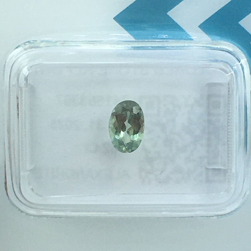 No reserve price - 1 pcs Green Alexandrite - 0.62 ct - International Gemological Institute (IGI) - COLOR CAHNGE ALEXANDRITE #3.2