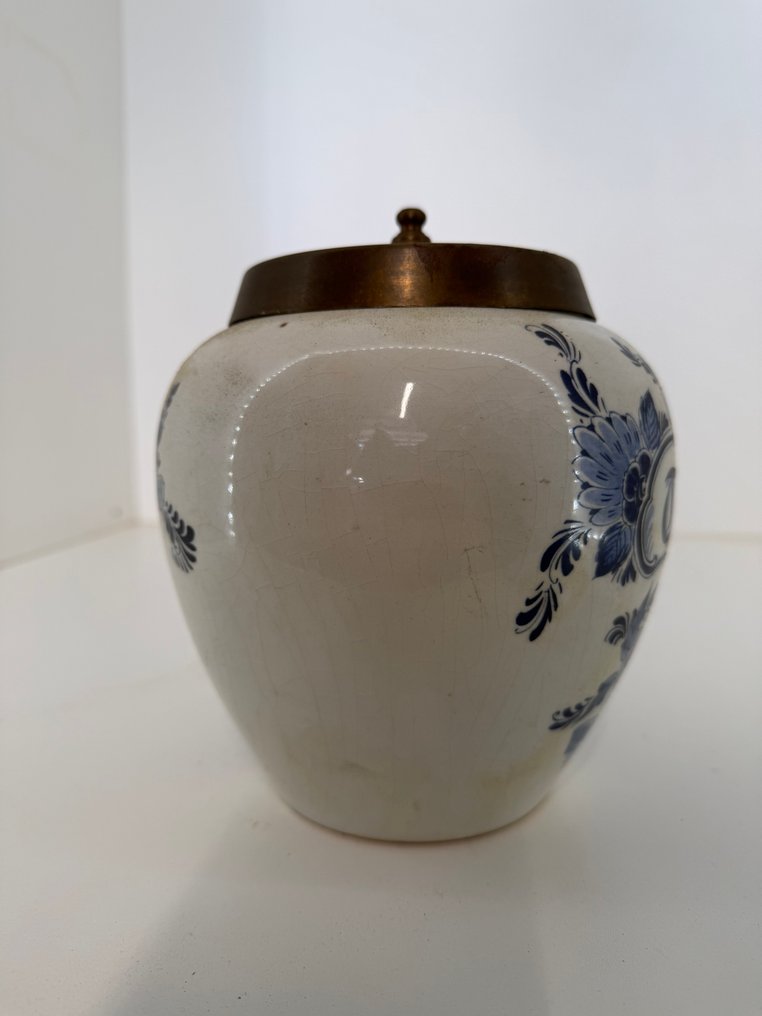 Kunstaardewerkfabriek Regina, Gouda - Ven Nelle - Tobakkskrukke - tobakkbutikk - Keramikk #3.2