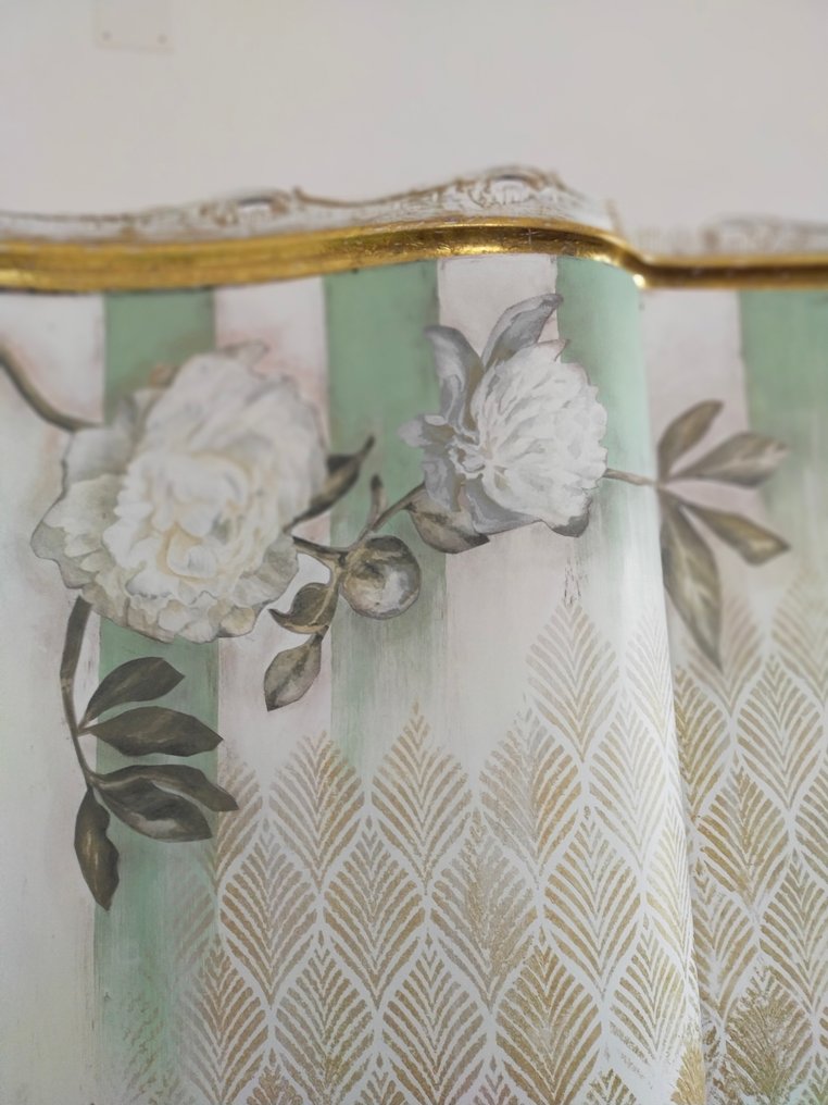 衣柜 - 木, 镀金木, 玻璃 - 艺术风格的重新设计 #1.0