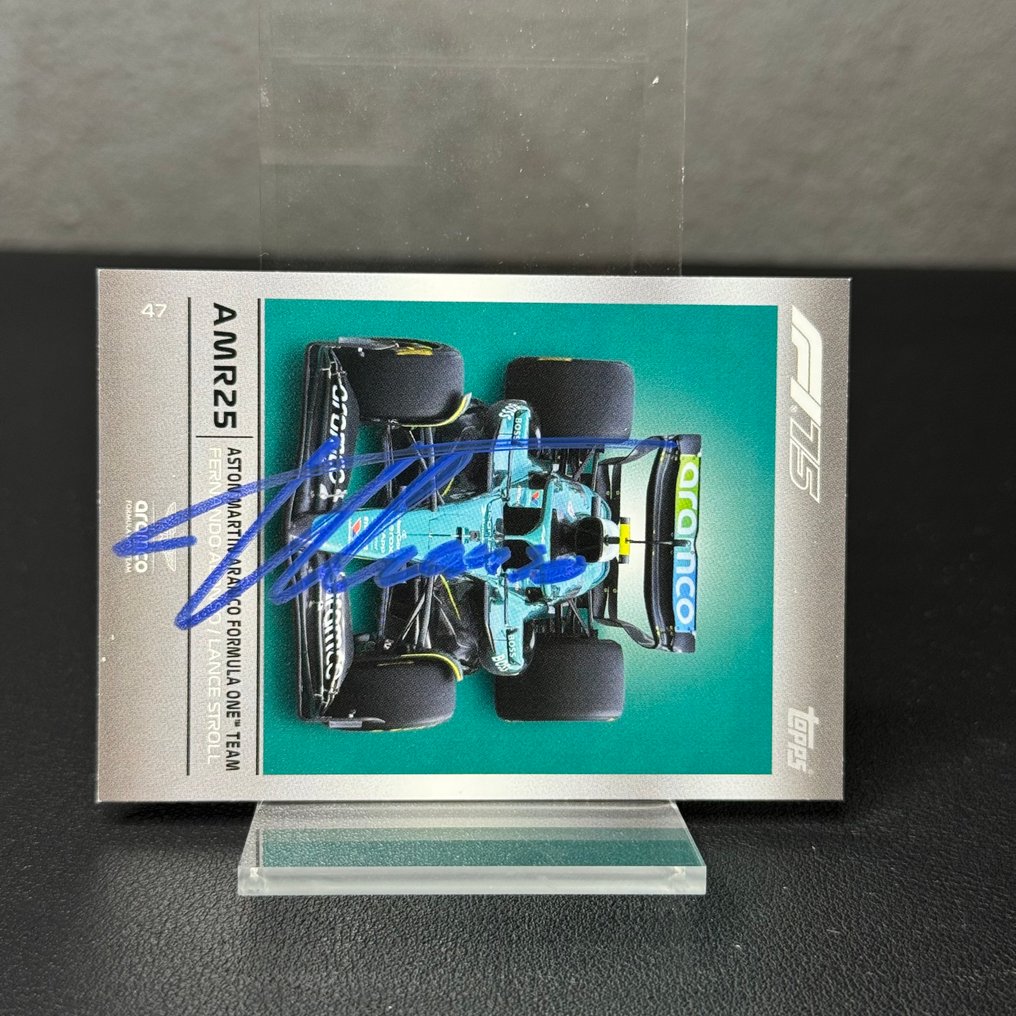 Aston Martin - Topps 47 AMR 25 Signed - Fernando Alonso - 2025 - Κάρτα ανταλλαγής #3.2
