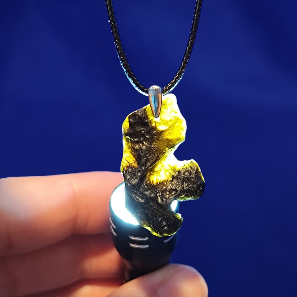 Incredibile!!! Pendente in argento con tektite traslucida - impatto di meteorite. 800.000 anni!!! Naturale, qualità migliore. - 4.7 g #1.0