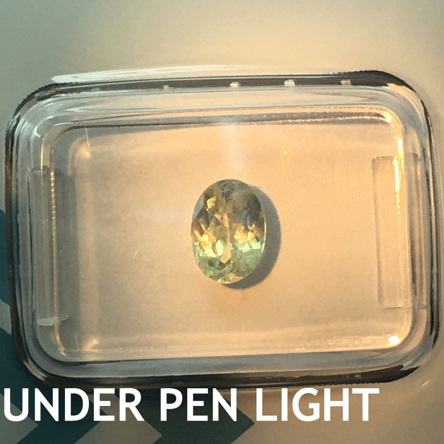 Nincs minimálár - 1 pcs Zöld Alexandrit - 0.91 ct - Nemzetközi Gemmológiai Intézet (IGI) - Színváltó alexandrit #2.1