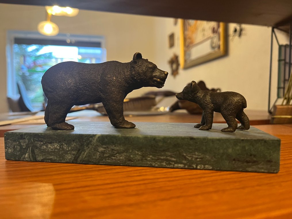 雕塑, Beer met haar jong - 8 cm - 黄铜色, 大理石 #1.0