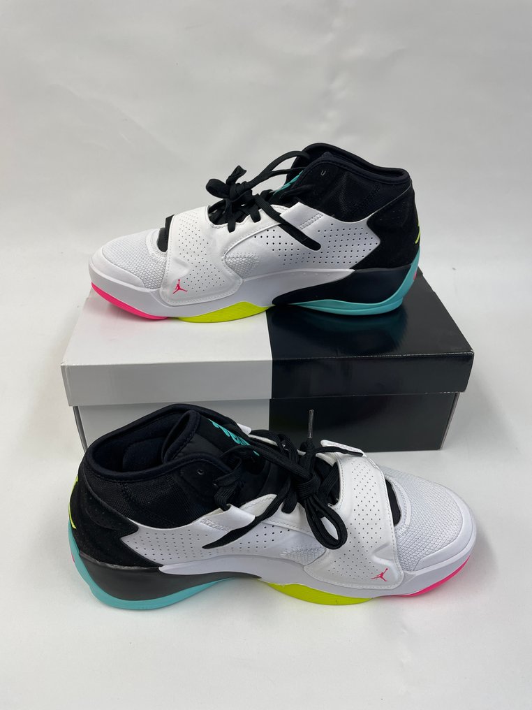 Nike - Jordan Zion 2 - White Volt Dynamic Turquoise - Tornacipő - Méret: EU 44.5 #3.2