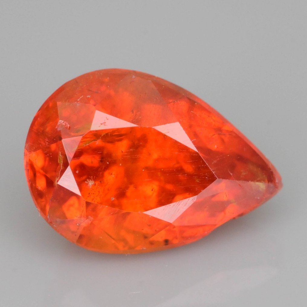 Zonder minimumprijs Oranje Gemengde edelstenen - 3.22 ct - nternational Colored Gemstone Association (ICA GemLab) - Zeldzame scheelite #2.1
