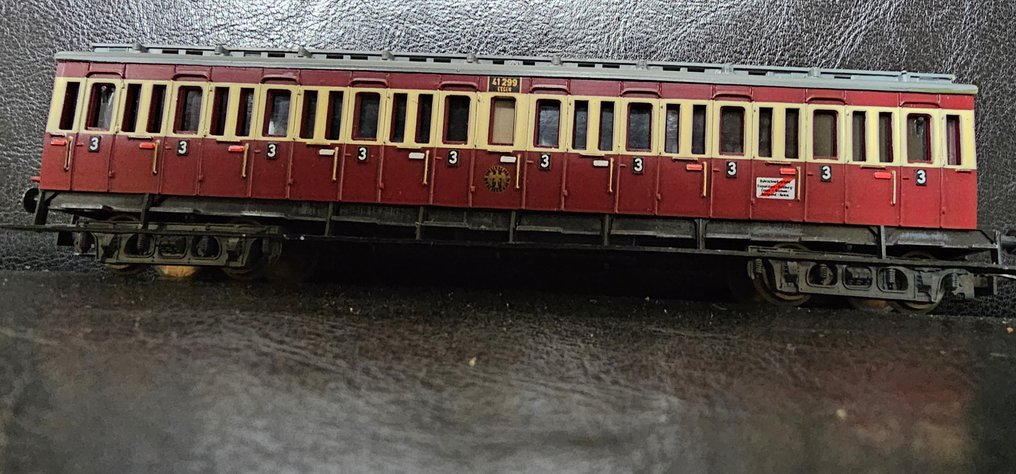 Liliput H0轨 - 模型火车客运车厢 (3) - 鲁尔区有三辆轿跑车 - DRG #4.3