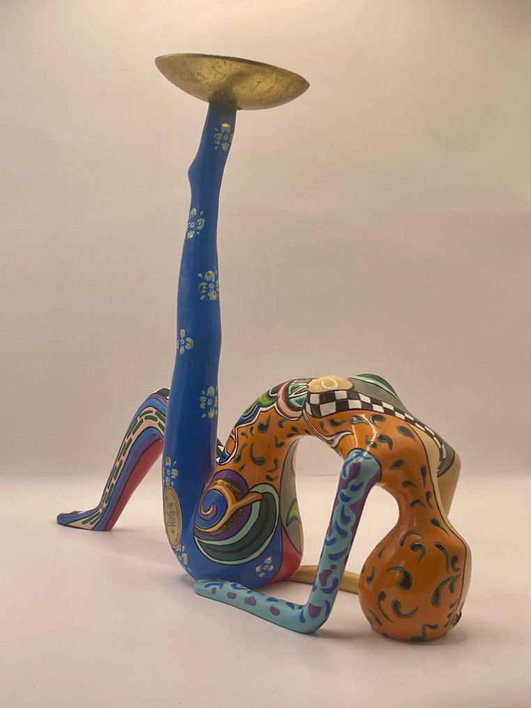 Tom’s Drag - Tom Hoffmann - Candlestick - marmorin - Chandelier Acrobat #2.1