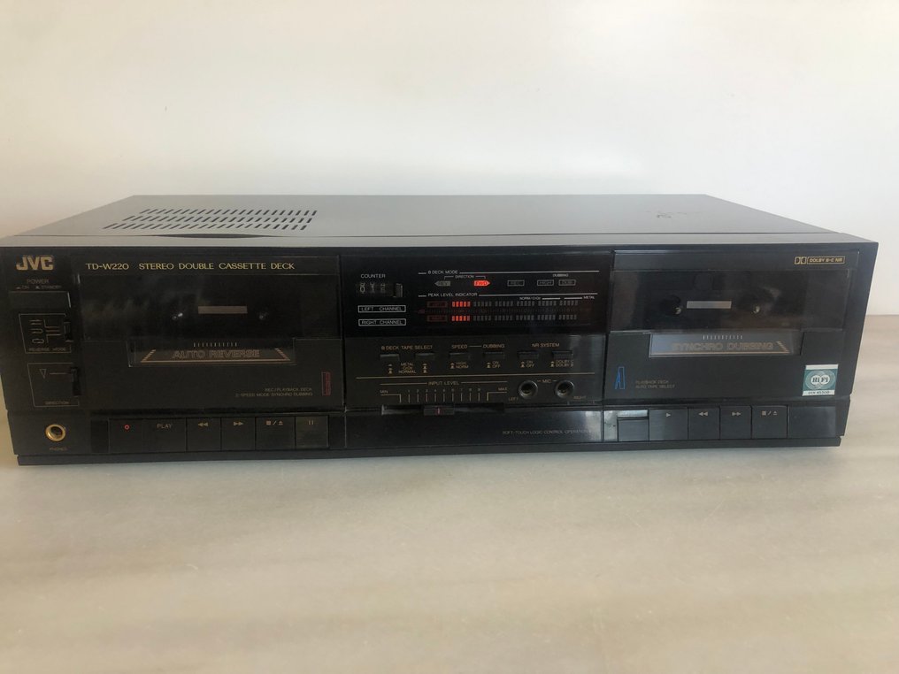 JVC - TD- W220 Double Cassette recorder-player #1.0