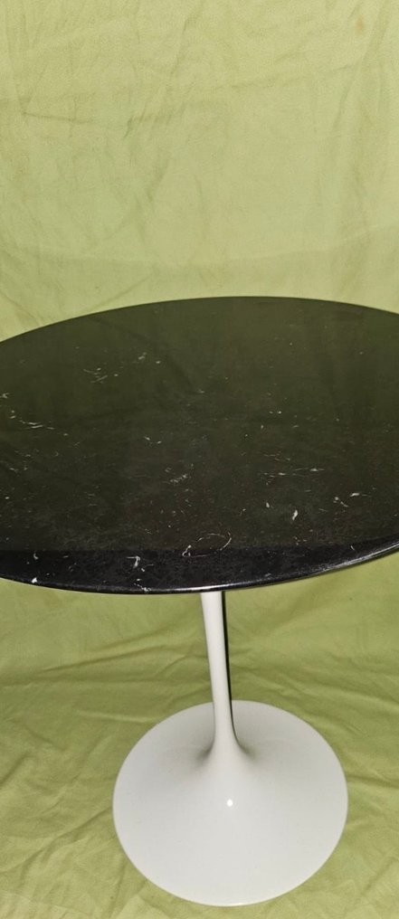 Knoll - Eero Saarinen - Side table - 郁金香桌子 - 大理石, 鋁 #2.1