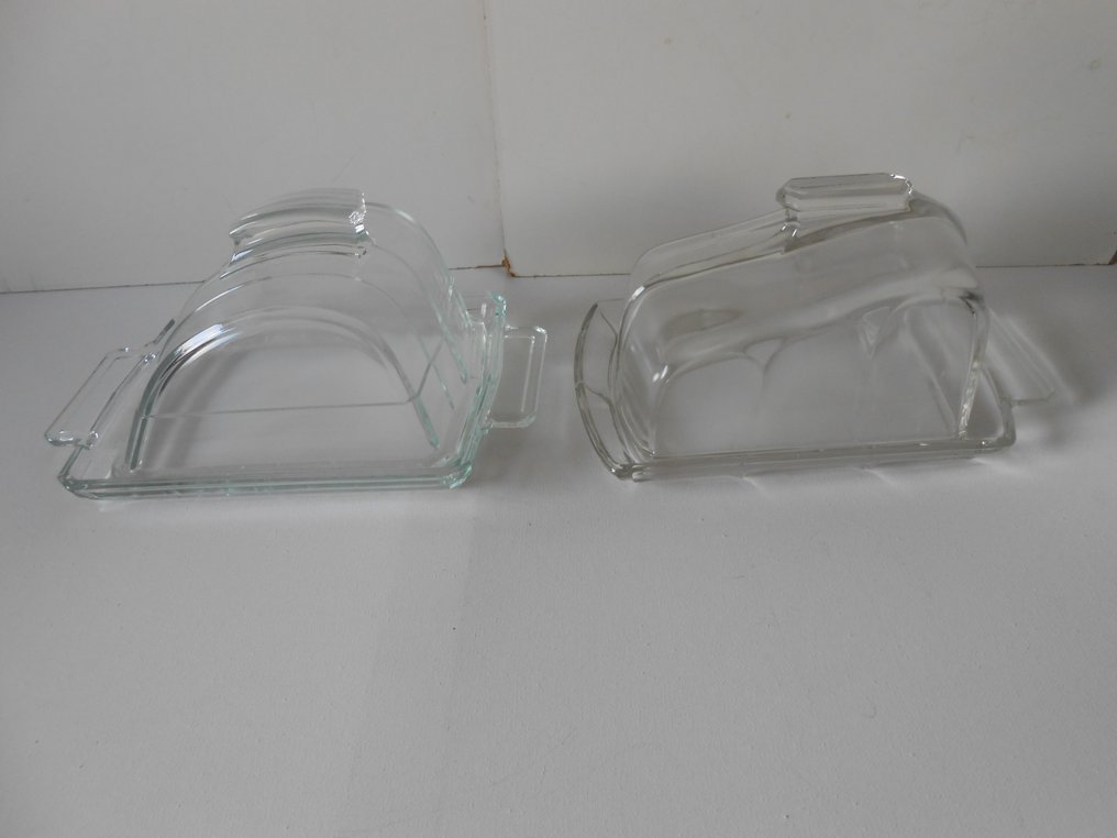Glasfabriek Leerdam, Val Saint Lambert - Πιάτο βουτύρου (2) - Γυαλί - 2 vintage boterschotels #1.0
