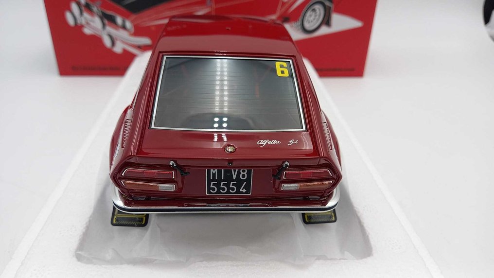 Laudoracing 1:18 - Model car - Alfa Romeo Alfetta Gr.2 Autodelta rally d'Elba 1975 - (cod.E29) #3.2