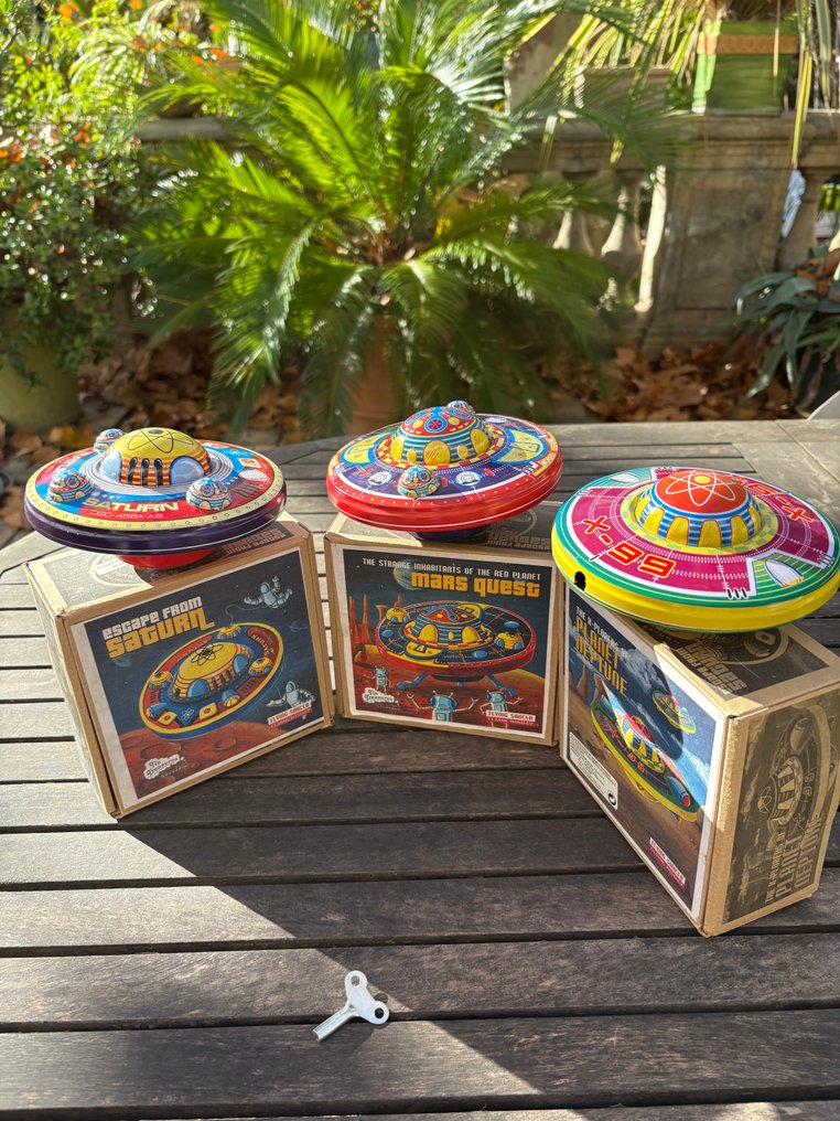 Tin Treasures - Tin toy - Escape From Saturn; Mars Quest & Planet Neptune Space Toys, Each Boxed #1.0