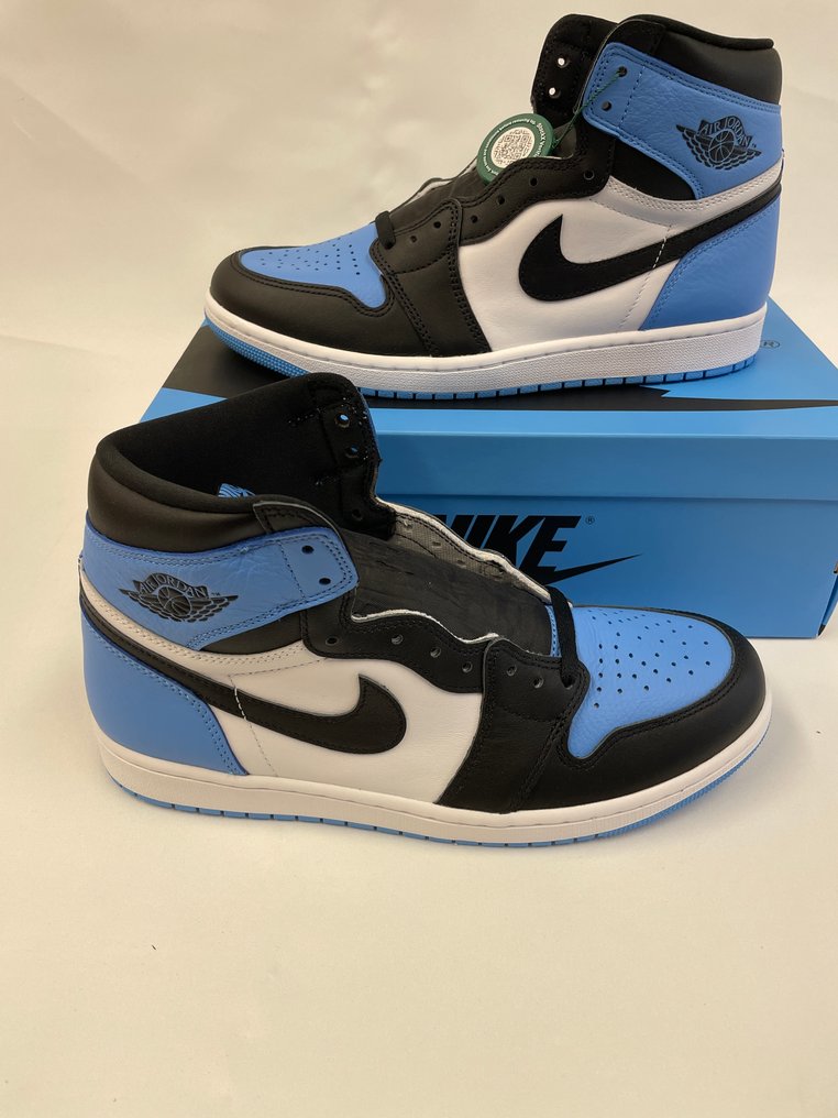 Nike - Air Jordan 1 Retro High OG - Lenkkarit - Koko: EU 44.5 - Uudet lapulliset #2.1
