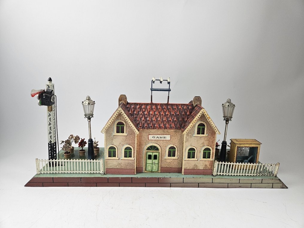 Märklin 0 - 2850 - Modeleltog - Sjælden Märklin jernbanestation, 67 cm lang, circa 1909 - Tilbudt af Toy Rarities #4.3
