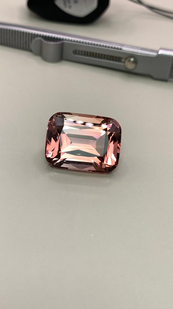 1 pcs  Ροζ, Πορτοκαλί Τουρμαλίνης  - 22.32 ct - Διεθνής Ένωση Έγχρωμων Πολύτιμων Λίθων (ICA GemLab) #4.3