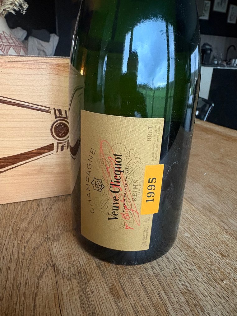 1995 Veuve Clicquot, Cave privée - Szampan Brut - 1 Butelka (0,75 l) #1.0
