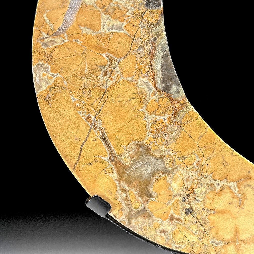 NO RESERVE PRICE - Wonderful Yellow Maligano Jasper- Crescent Moon-shaped on a custom stand - Height: 28.7 cm - Width: 18 cm- 1700 g - (1) #4.3