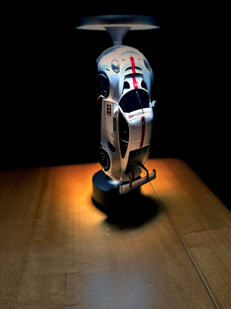 Wireless Table Lamp - Porsche - 911 RSR #2.1