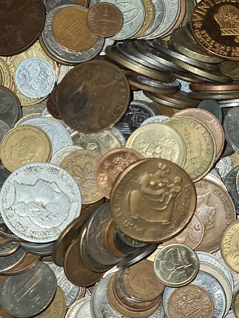 World. Over 6 kilograms of coins. Years from 1700 to the present.  (No Reserve Price) #3.2