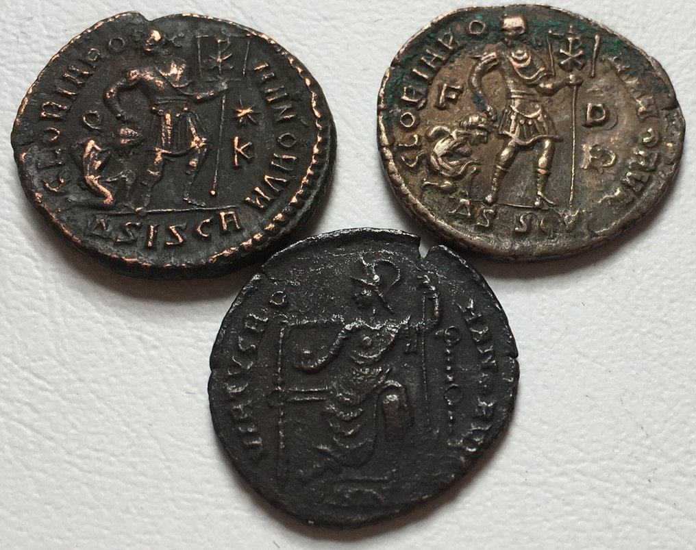 Roman Empire. Gratian (AD 367-383). Follis Group of 3x follis: all struck under Gratianus, different mints & types  (No Reserve Price) #1.0