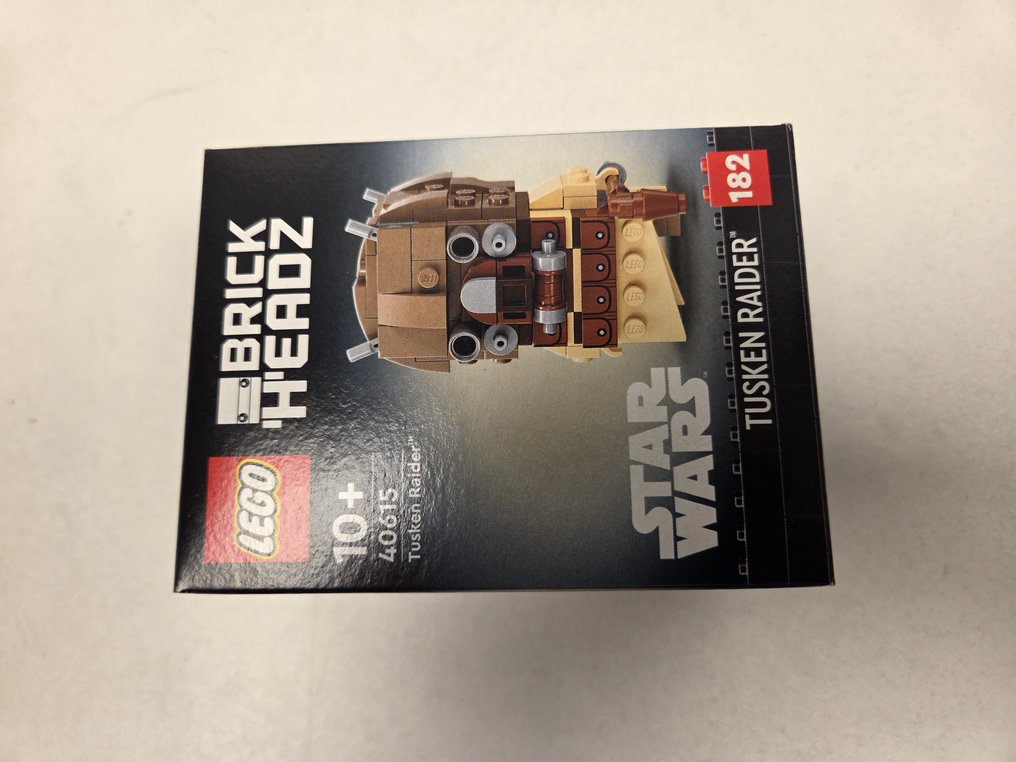 LEGO Set - Star Wars, BrickHeadz - The Mandalorian & The Child; Tusken Raider; Clone Commander Cody #4.3