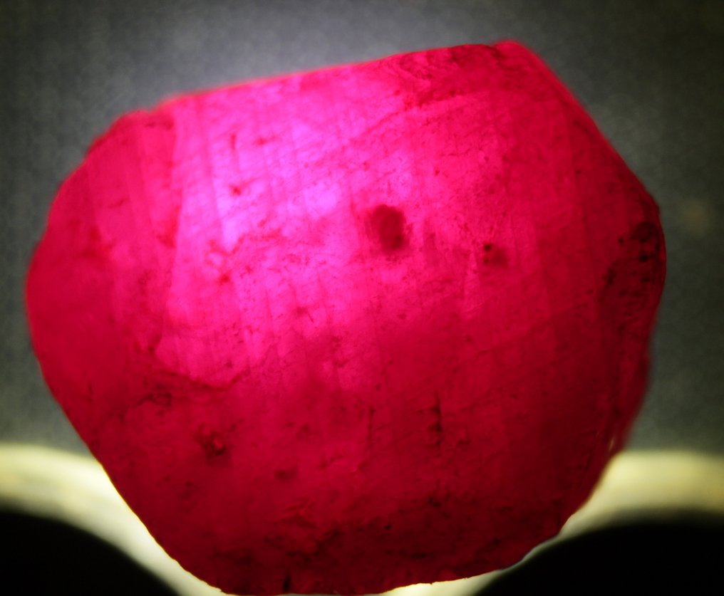 40.80 carats natural raw ruby Specimen- 8.16 g - (4) #2.1
