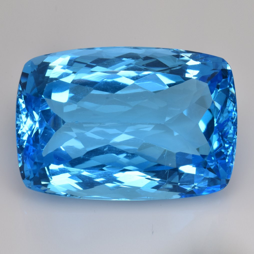 1 pcs  Blå Topas  - 96.07 ct - Internasjonal forening for fargede edelstener (ICA GemLab) - "Sveitsisk blå topas" #1.0