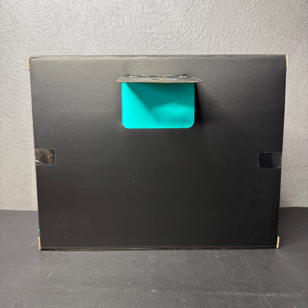 梅 赛 德 斯 - Formula Racing Signed - Lewis Hamilton - George Russell - 2024 - 1/43比例模型车  #4.3