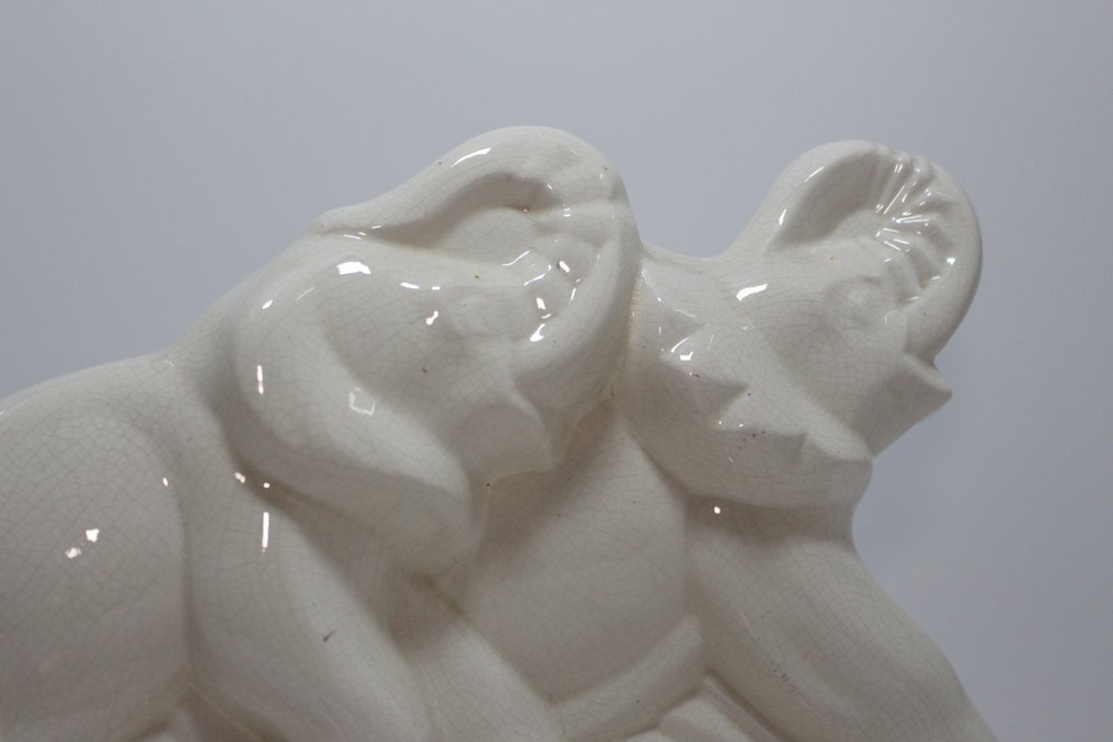 Faiencerie G.Dubois Baudoir - Statua, Stappende olifanten - 23 cm - Terracotta #1.0