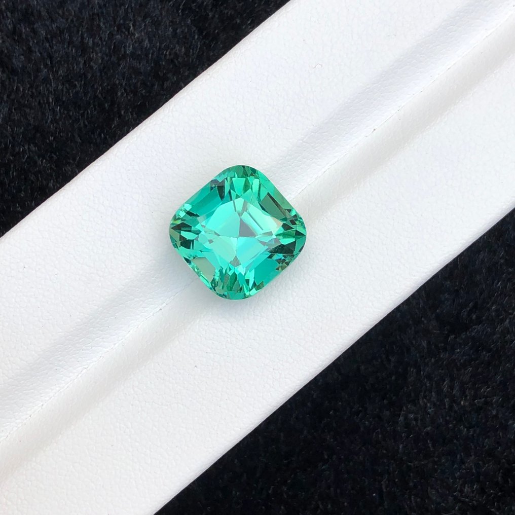 没有保留价 - 1 pcs  绿色, 蓝色 锂辉石  - 12.11 ct - 国际宝石研究院（IGI） - 天然粉晶 #3.2