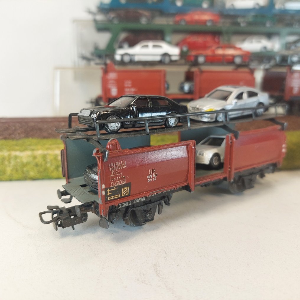 Märklin H0 - 4612/4234/4084 - Τρένο μοντελισμού μεταφοράς εμπορευμάτων (6) - 6 αμαξώματα αυτοκινήτων με φορτωμένα αυτοκίνητα. - DB #2.1