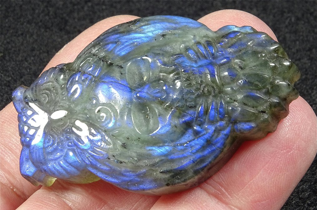 一流品质拉布拉多石 雕刻石头 - 高度: 5.2 cm - 宽度: 3.1 cm- 30.5 g #3.2