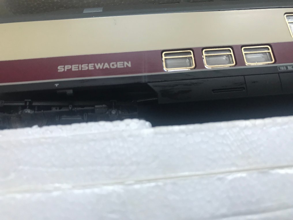 Lima H0 - Set de trenes (4) - TEE Lok E 120 plus 3 Rheingoldwagen (iluminados) - DB #3.2