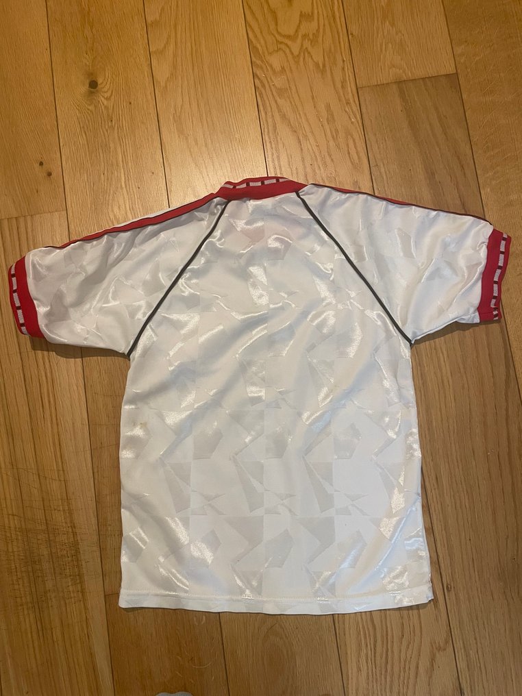 Manchester United - 欧洲优胜者杯 - 1991 - 足球衫 #3.2